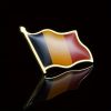 Insigna metalica "Romania", 20 x 20 mm, design steag