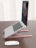 Suport de birou pentru laptop sau tableta IDK-P1, pliabil, reglabil pe inaltime/latime, saculet depozitare, roz