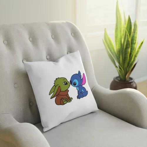 Perna decorativa personalizata, 40 x 40 cm, alba, mata, husa detasabila, model 1