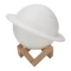 Lampa de veghe 3D Saturn Light, alb cald, alimentare baterii, stand plastic inclus, 15 cm