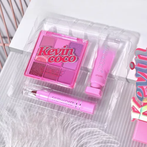 Set 3 produse machiaj KEVIN & COCO, Pink Ice Star, 9 culori, 15.5 x 13 x 3.4 cm