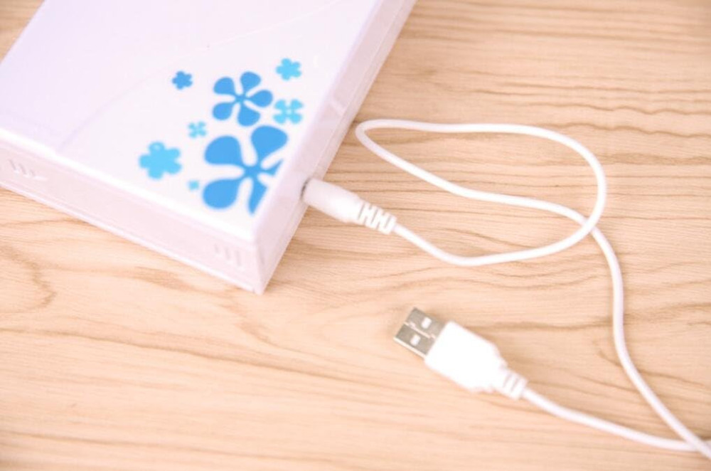 Mini ventilator portabil fara elice, alimentare USB sau baterii, alb/roz — 6