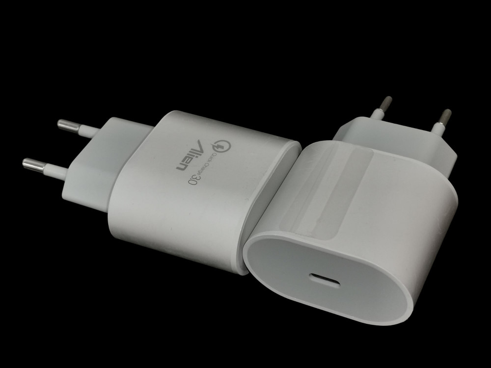 Incarcator telefon Alien, port Type-C / PD, Qualcomm 3.0 Fast Charger, alb — varianta 3