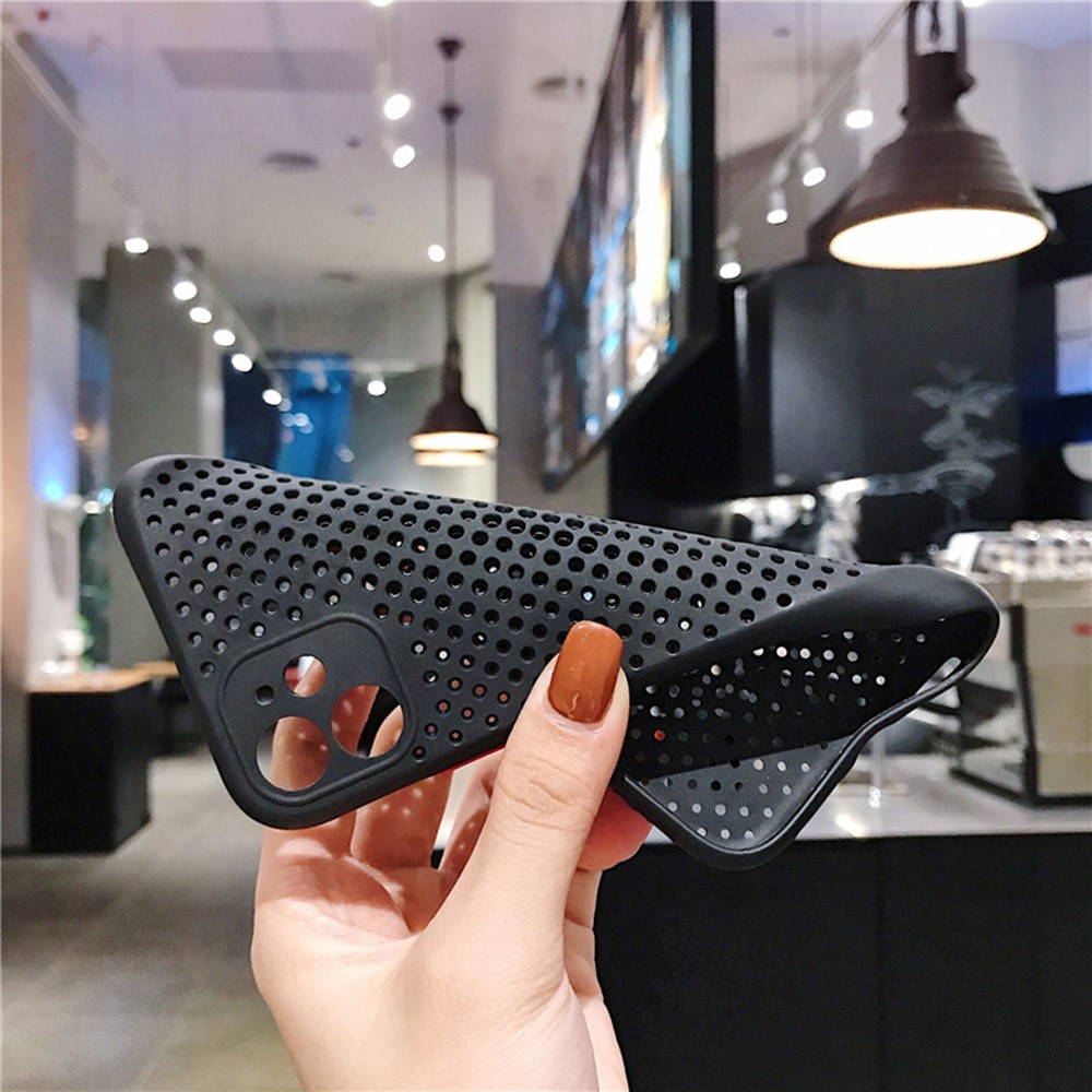 Husa Breath Case pentru Apple iPhone X/XS, silicon moale cu perforatii, galbena — varianta 7