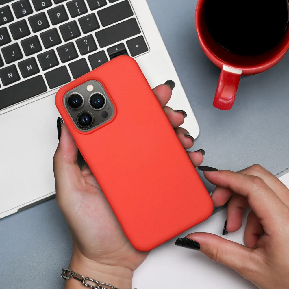 Husa Apple iPhone 14 Pro, Luxury Silicone, catifea in interior, rosu burgundy — varianta 4