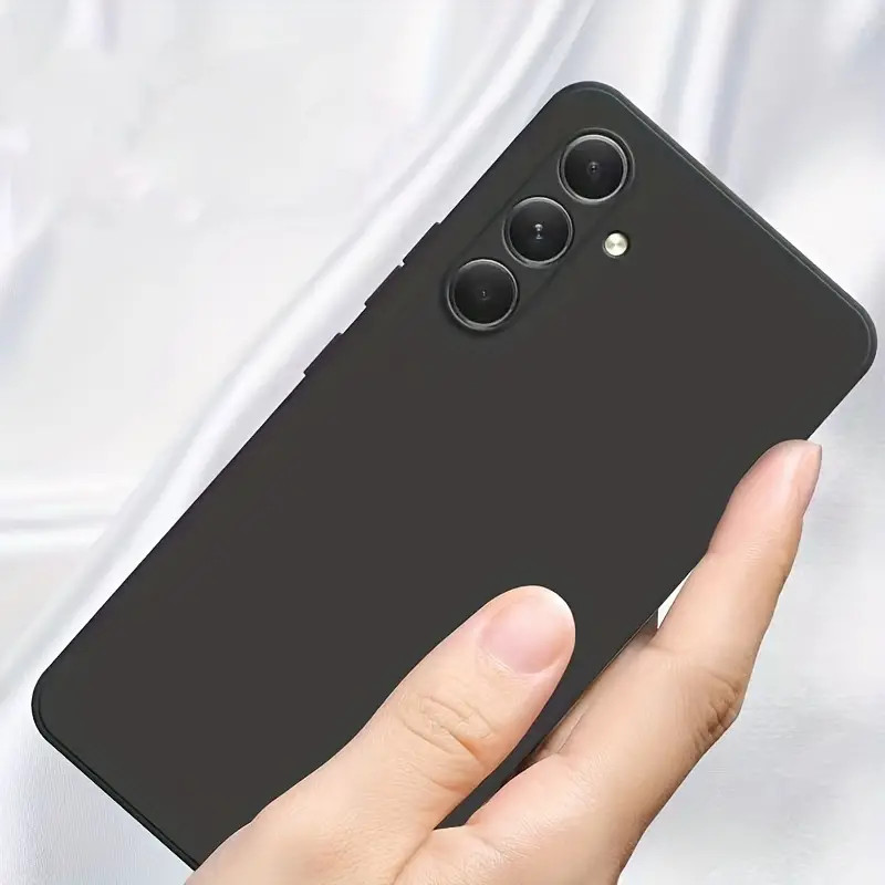 Husa Samsung Galaxy S24, Luxury Silicone, protectie camera, catifea in interior, neagra — varianta 3