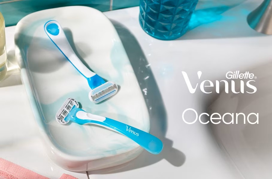 Set 4 aparate de ras Gillette Venus Oceana, 3 lame, banda lubrifianta cu aloe, alb/albastru — 3