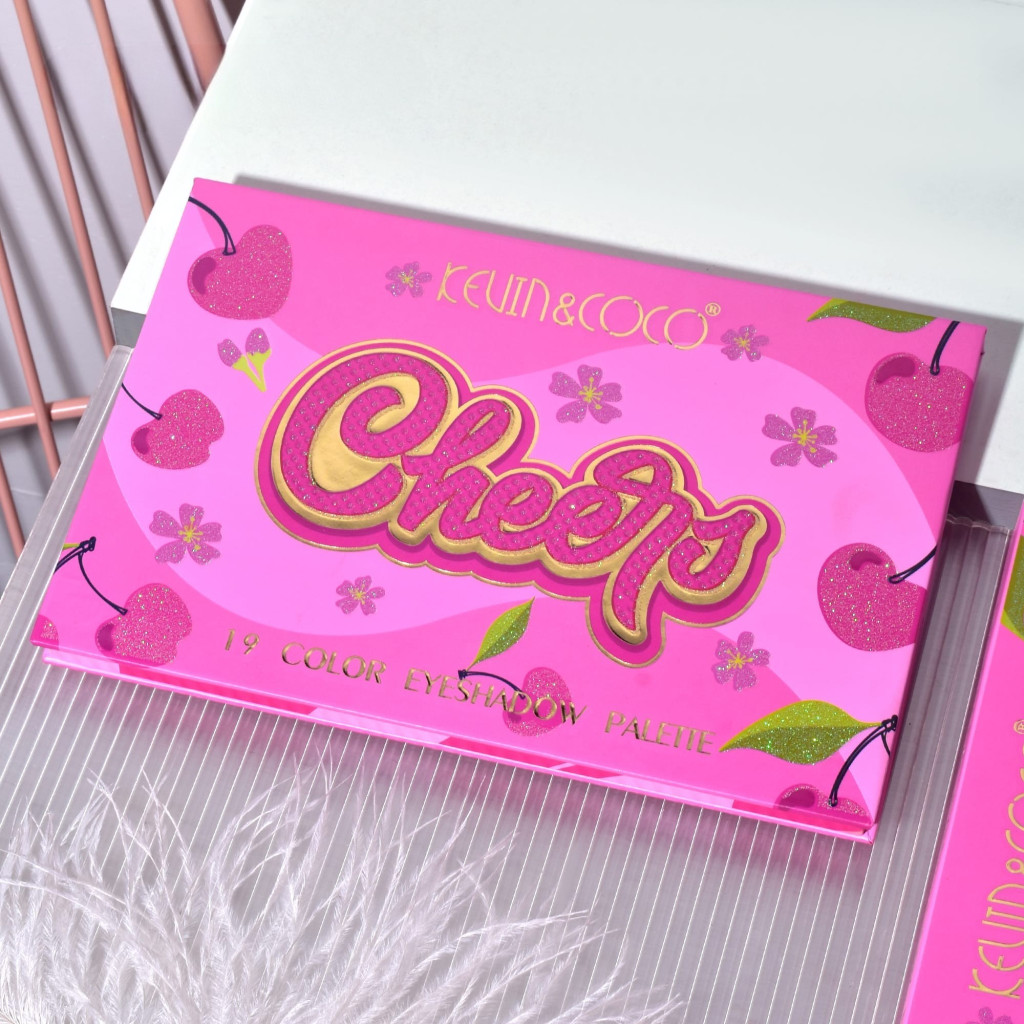 Paleta de Machiaj, KEVIN & COCO, Cherry Blossom. Fard de Pleoape, 19 culori, 19.2 x 12.8 x 1.4 cm — 2