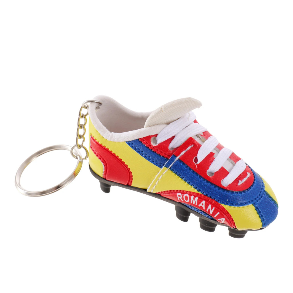 Breloc gheata de fotbal tricolor ROMANIA — varianta 2